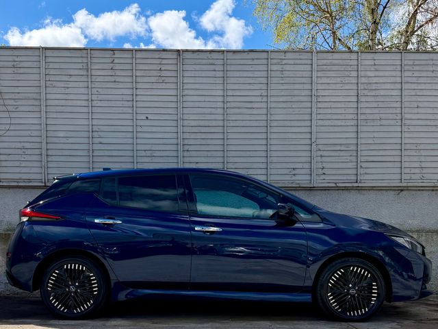 Image for 2024 Nissan Leaf TEKNA TOP SPEC / APPLE & ANDROID AUTO / NAV / CRUISE / HALF ALCANTARA-LEATHER / PARK SENSORS / ONE OWNER / *FINANCE PACKAGES AVAILABLE*