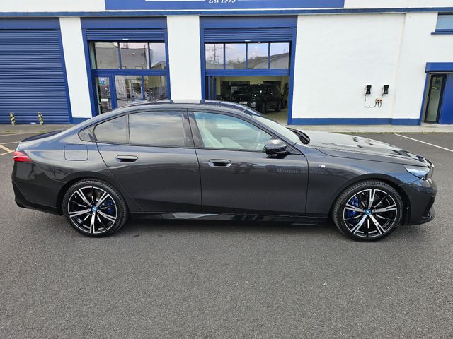 Image for 2025 BMW i5 IVORY LTHR 