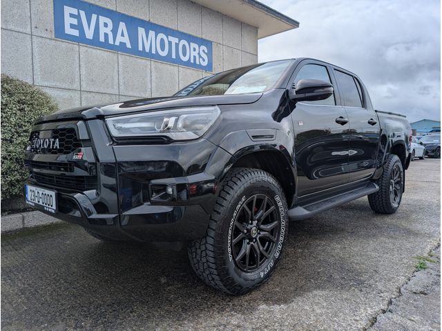 Image for 2023 Toyota Hilux Z 4WD GR SPORT AUTOMATIC 2.4 DIESEL //HIGH SPEC//LOW MILES//360 PARKING CAMERAS//ELECTRIC DRIVERS SEAT//KEYLESS ENTRY//ADAPTIVE CRUISE CONTROL//