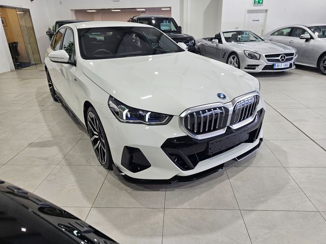Image for 2025 BMW 5 Series TECHNOLOGY PLUS PACKAGE