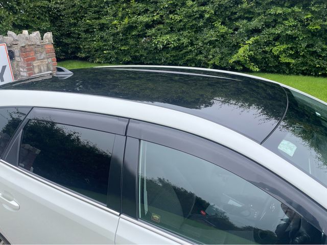 Image for 2017 Toyota Auris HYBRID LUNA SPORT AUTO 5 DOOR