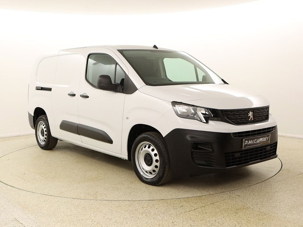 Image for 2023 Peugeot Partner 