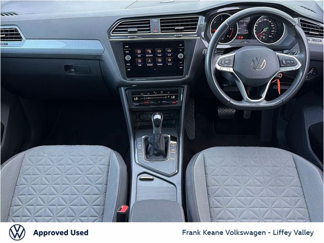 Image for 2024 Volkswagen Tiguan LIFE AUTO 2.0TDI DSG 150HP *DEEP BLACK METALLIC* *ONE OWNER* *CARPLAY & ANDROID AUTO* *PCP FINANCE AVAILABLE FROM €389PM*