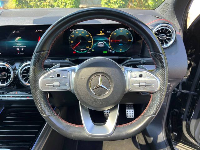 Image for 2021 Mercedes-Benz EQA EQA250 AMG-LINE PREMIUM // OPENING PAN ROOF // VIRTUAL COCKPIT // 19" AMG-LINE ALLOYS