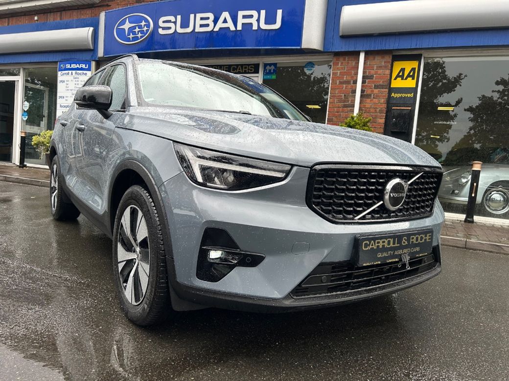 Image for 2023 Volvo XC40 1.5 T4 PLUS Recharge PHEV - Stunning Vapour Grey + Black Leather / Dark Edition - High Spec -Great Price -