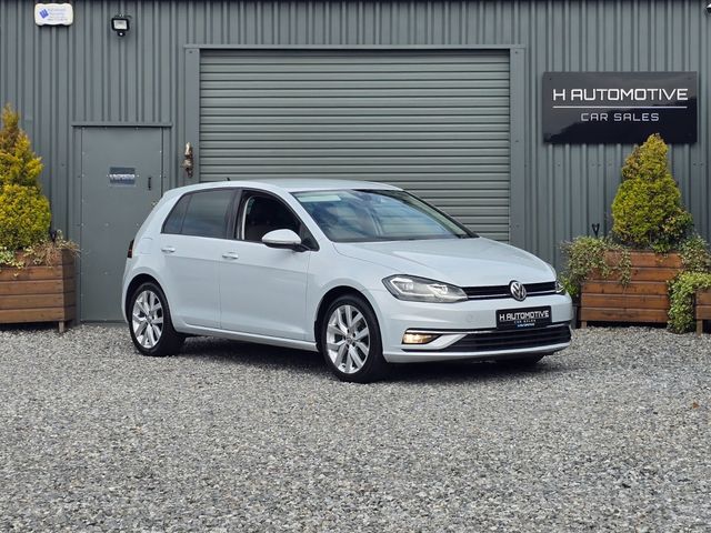 Image for 2017 Volkswagen Golf HIGHLINE TSI DSG