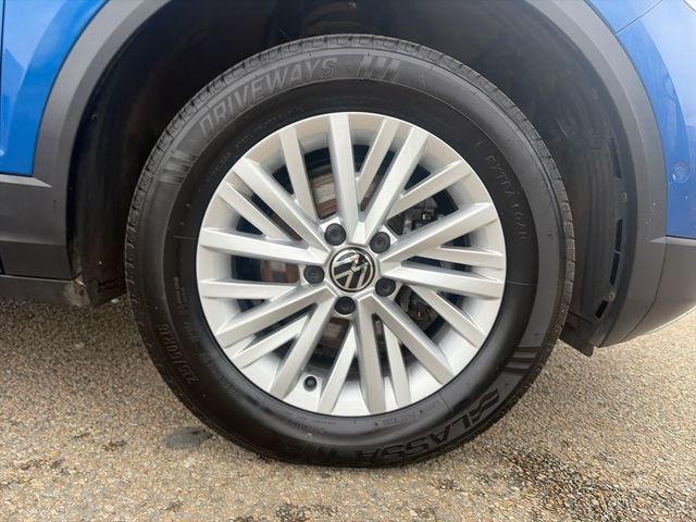 Image for 2024 Volkswagen T-Roc LIFE 2.0TDI 116HP MANUAL