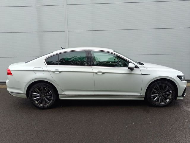 Image for 2022 Volkswagen Passat 2.0 TDI 150HP R-Line Leather