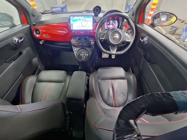 Image for 2016 Fiat Abarth 1.4 AUTOMATIC - TURISMO EDITION - UPGARDED ALLOYS - BLACK LEATHER - RED/BLACK TWO TONE - REAR CAMERA