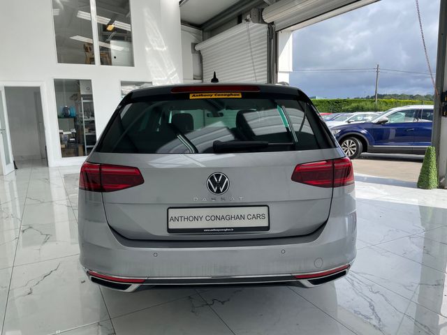 Image for 2024 Volkswagen Passat 