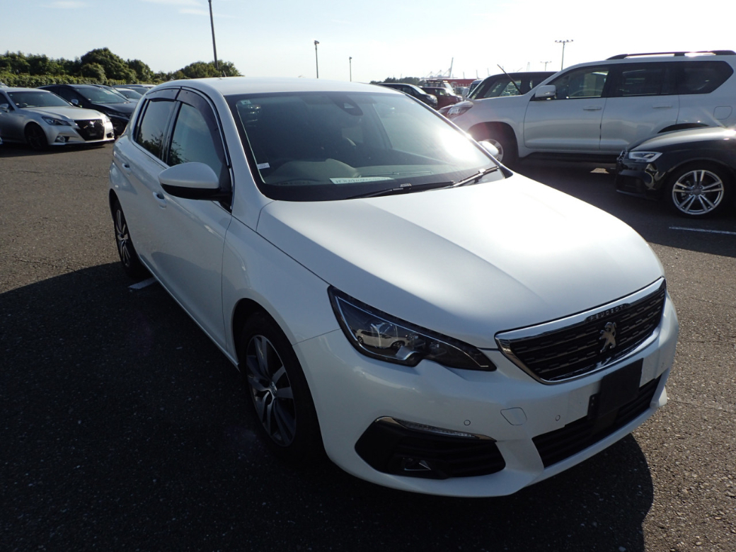 Image for 2019 Peugeot 308 1.5HDI ALLURE 5DR HATCHBACK AUTO // ONLY 96, 945KM, S // BUY WITH CONFIDENCE AA AND SIMI APPROVED DEALER 2026 // FINANCE ARRANGED // ALL TRADE INS WELCOME //