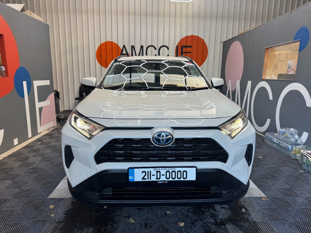 Image for 2021 Toyota Rav4 2021 TOYOTA RAV4 HYBRID X AUTOMATIC 2.5 / CRUISE CONTROL / REVERSE CAMERA / ELECTRIC MEMORY & HEATED SEATS / PADDLE SHIFTERS / AMBIENT LIGHTS