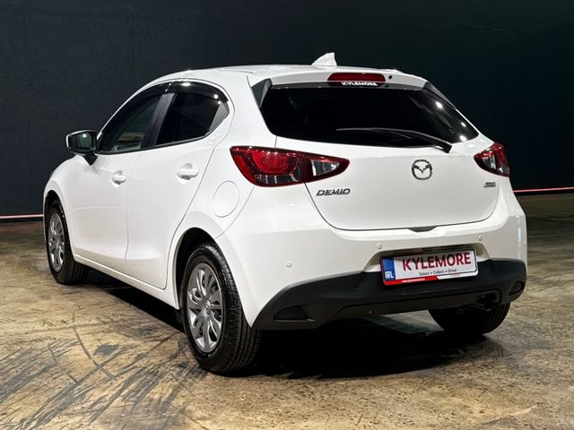 Image for 2018 Mazda Demio 1.3L AUTOMATIC - HEATING / AC CONTROLS - PARKING SENSORS