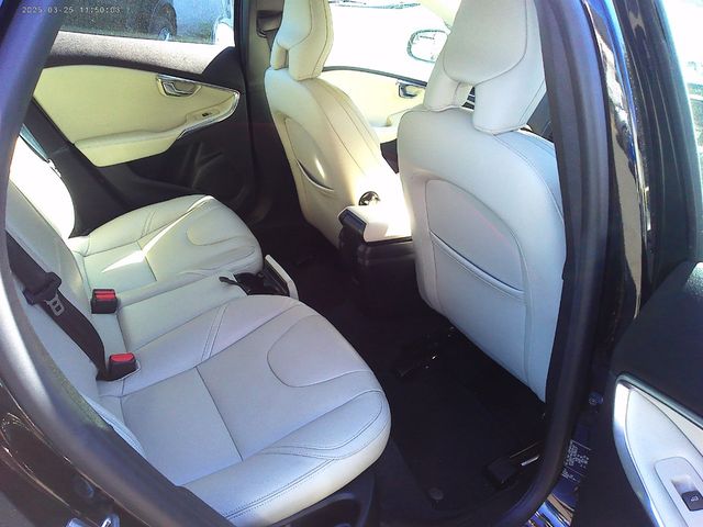 Image for 2016 Volvo V40 D2 MOMENTUM ED 5DR