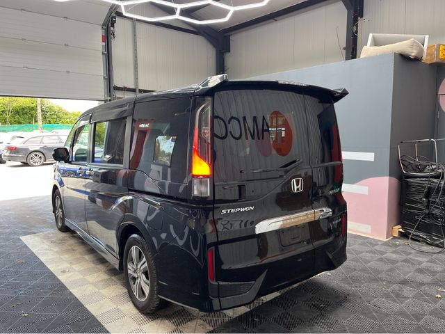 Image for 2018 Honda Stepwagon €22950 2018 HONDA STEPWAGON G HYBRID SENSING 2.0 AUTOMATIC / CRUISE CONTROL / HEATED SEATS / REVERSE CAMERA / 7 SEATS / AUTOMATIC DOORS AND MORE
