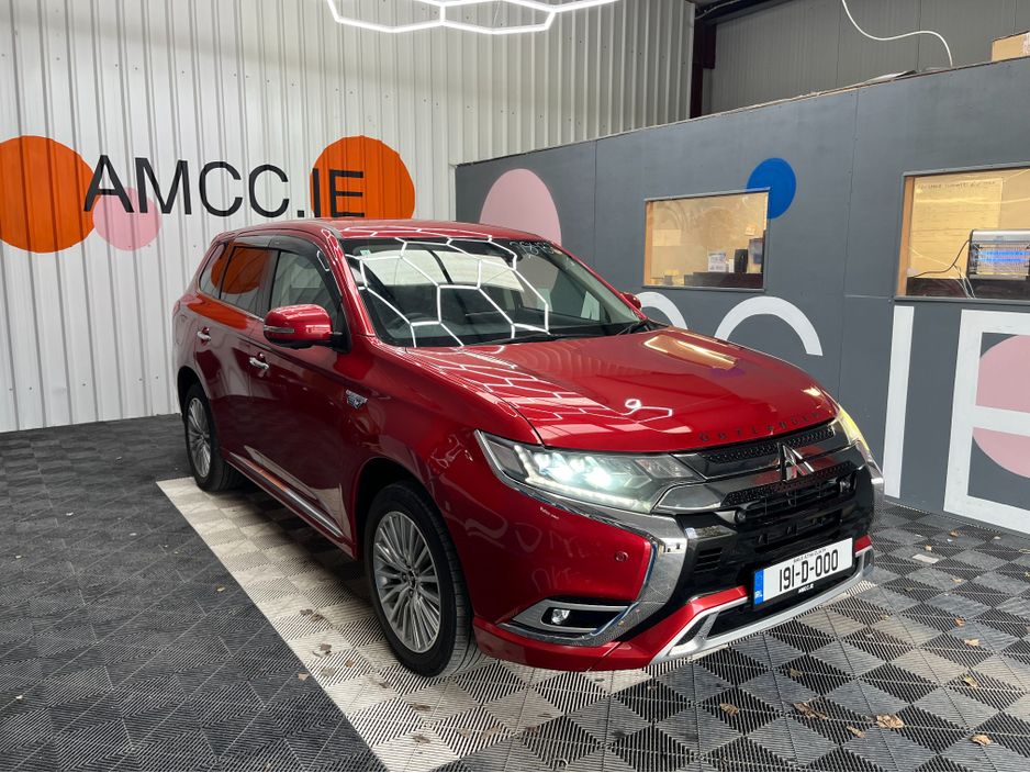 Image for 2019 Mitsubishi Outlander €21950 2019 MITSUBISHI OUTLANDER PHEV G 2.4 AUTOMATIC / CRUISE CONTROL / 360° CAMERA / ELECTRIC MEMORY & HEATED SEATS / PADDLE SHIFTERS / HEATED STEERING WHEEL AND MORE