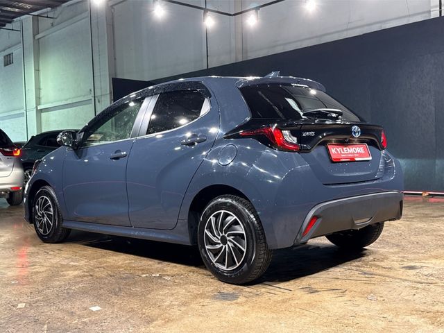 Image for 2024 Toyota Yaris 1.5L HYBRID - 14'' FACTORY ALLOY WHEELS - REVERSE CAMERA - CRUISE CONTROL - A/C HEATING CONTROLS