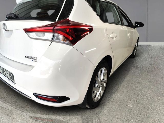 Image for 2017 Toyota Auris 1.4d-4d Luna 4DR