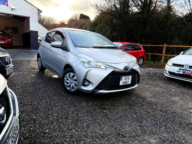 Image for 2017 Toyota Vitz Hybrid