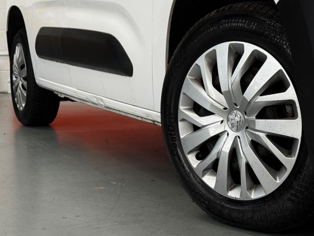 Image for 2020 Peugeot Partner Prof Plus 1.6hdi 100 1000KG 2D