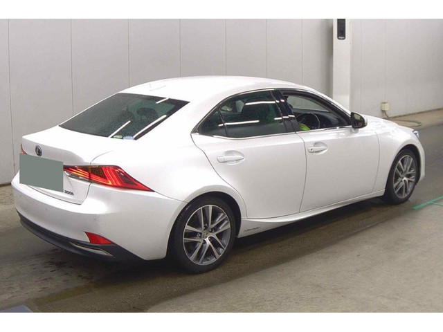 Image for 2018 Lexus IS 300h Hybrid 