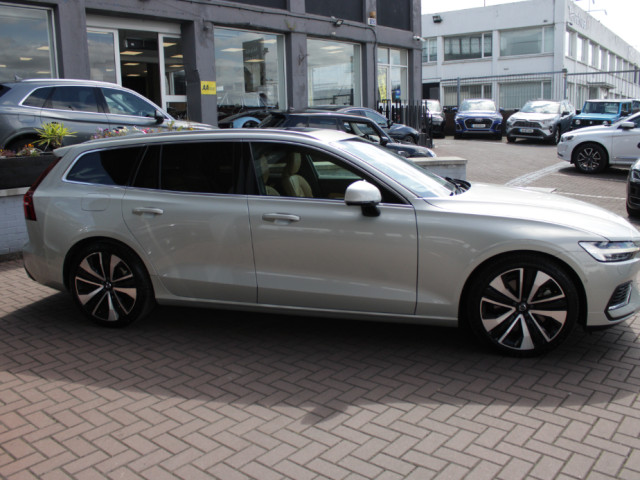 Image for 2020 Volvo V60 T8 AWD INSCRIPTION 5DR AUTOMATIC ESTATE 2.0 // WITH ONLY 66, 000 KM'S // BUY WITH CONFIDENCE AA AND SIMI APPROVED DEALER 2026 // FINANCE ARRANGED // ALL TRADE INS WELCOME //