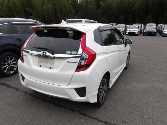 Image for 2015 Honda Fit 1.5 Petrol Hybrid Auto