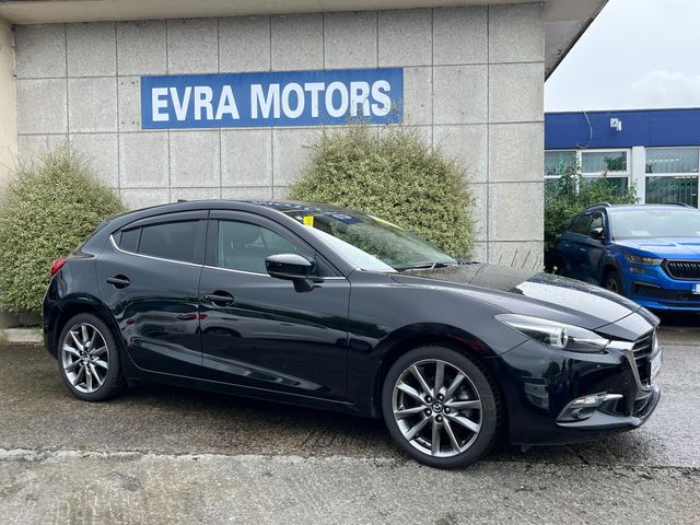 Image for 2018 Mazda Mazda3 AXELA SPORT AUTOMATIC 1.5 DIESEL //LOW MIELS//MASSIVE SPEC//FULL LEATHER HEATED SEATS//BOSE SOUND SYSTEM//ADAPTIVE CRUISE CONTROL//KEYLESS ENTRY//HEAD UP DISPLAY//HEATED STEERING WHEEL//
