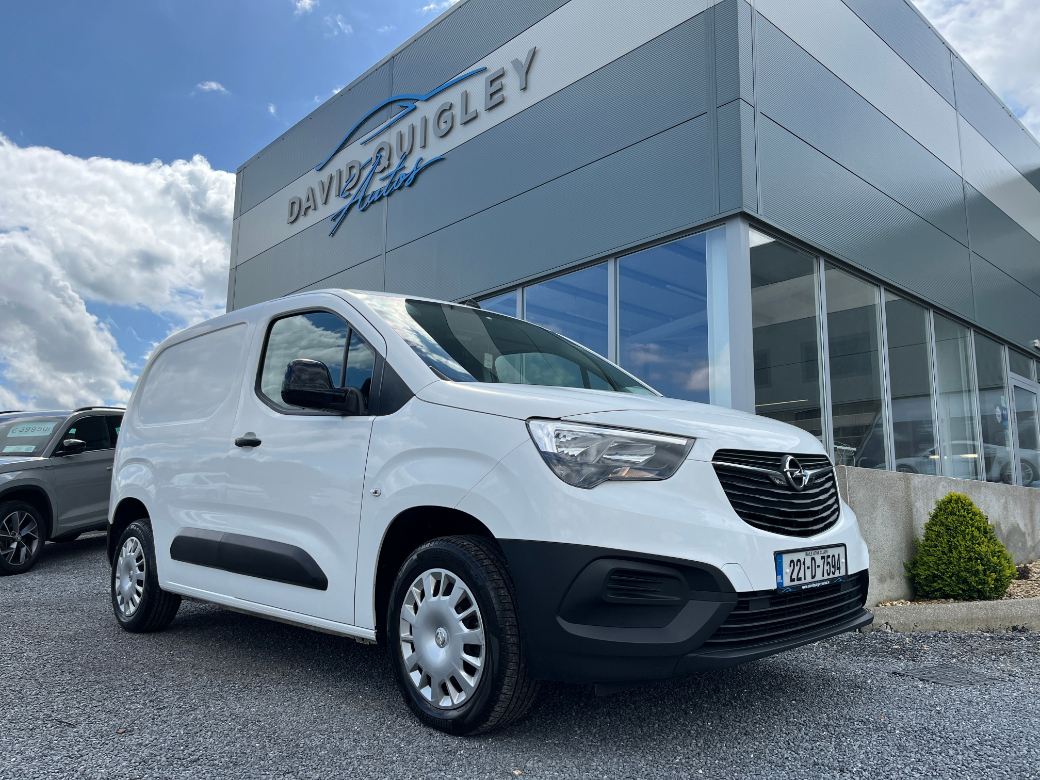 Image for 2022 Opel Combo 1.5 100BHP 6sp 5D*QUALITY ASSURED USED CARS*SIMI APPROVED*GREAT RATE FINANCE AVAILABLE*WELCOME TO DAVID QUIGLEY AUTOS*