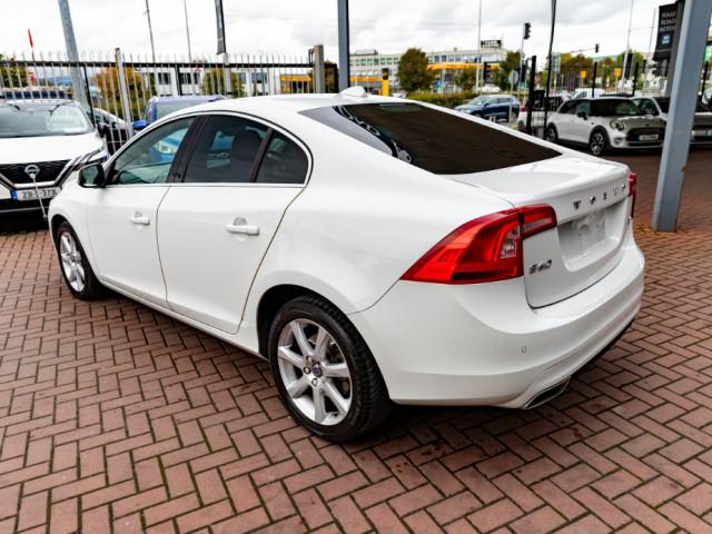 Image for 2016 Volvo S60 2.0D4 SE LUXURY 4DR SALOON AUTO // 1 OWNER CAR WITH ONLY 71, 000 KMS // AS NEW !// BUY WITH CONFIDENCE AA AND SIMI APPROVED DEALER 2025 // ALL TRADE INS WELCOME // FINANCE ARRANGED //