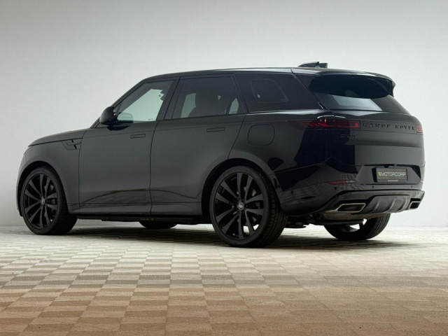 Image for 2024 Land Rover Range Rover Sport DYNAMIC P440E