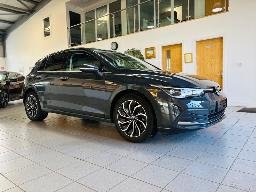 Image for 2022 Volkswagen Golf Style 2.0 TDI 115HP 5DR