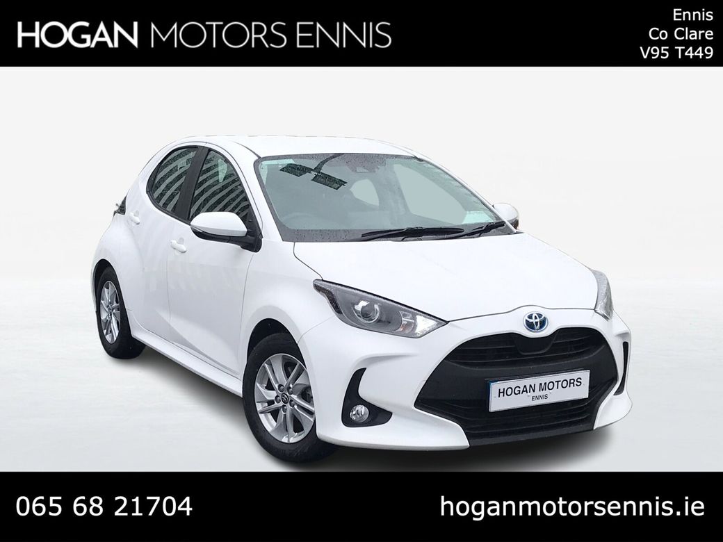 Image for 2022 Toyota Yaris Yaris Hybrid Luna