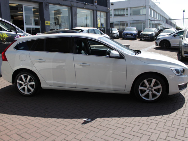 Image for 2018 Volvo V60 D4 5DR ESTATE AUTOMATIC 2.0 // WITH ONLY 82, 000 KM'S // BUY WITH CONFIDENCE AA AND SIMI APPROVED DEALER 2026 // FINANCE ARRANGED // ALL TRADE INS WELCOME //