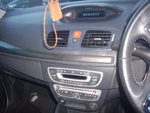 Image for 2011 Renault Fluence 1.5 DCI 90 DYNAMIQUE 4 4DR