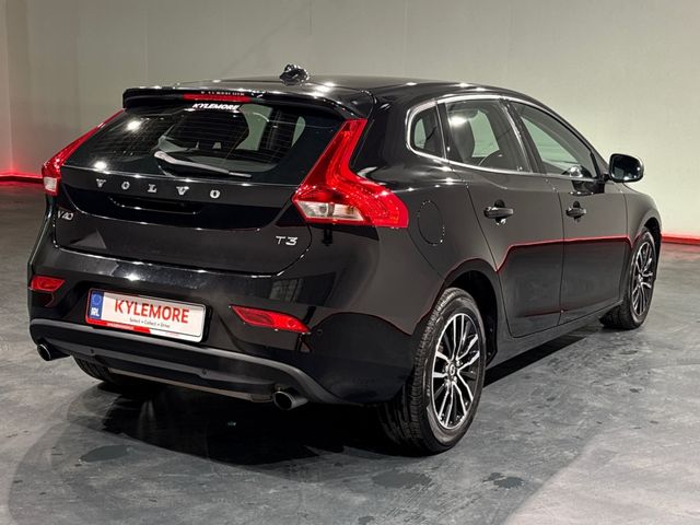 Image for 2019 Volvo V40 1.5L TURBO PETROL AUTOMATIC - DIAMOND CUT FACTORY ALLOYS - CRUISE CONTROL - REAR CAMERA