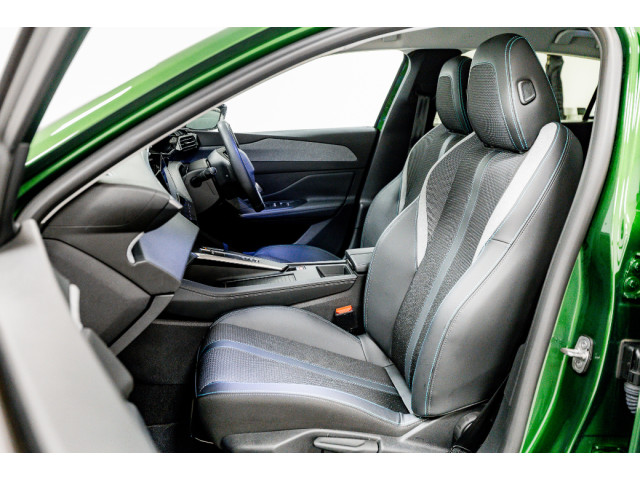 Image for 2024 Peugeot 308 E-Allure 54kWh Auto 156HP