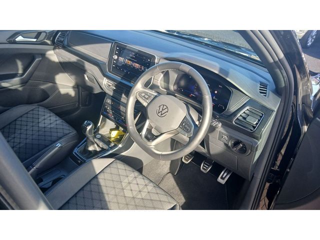 Image for 2025 Volkswagen T-Cross R-Line 1.0 TSI 116HP **REAR VIEW CAMERA, BLUETOOTH, APP CONNECT**
