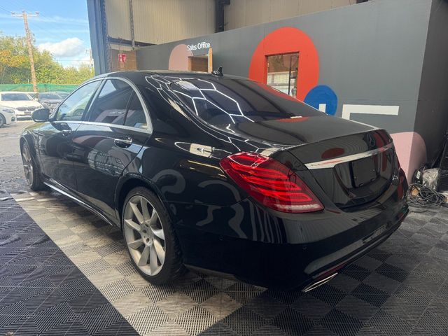 Image for 2014 Mercedes-Benz S Class 2014 MERCEDES-BENZ S CLASS S400h 3.5 AUTOMATIC/ PARKING CAMERA/ CRUISE CONTROL/ PADDLE SHIFTERS/ ELETRIC & MEMORY SEATS/ PANORAMIC SUNROOF / AMBIENT LIGHTS AND MORE