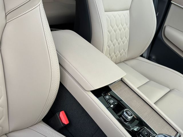 Image for 2025 Volvo XC90 T8 PLUS, BLONDE LEATHER, NEW MODEL
