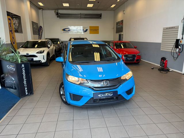 Image for 2015 Honda Fit 1.5 Petrol HYBRID 5DR AUTO. Immaculate Car with only 95km, 2 Keys, NCT done before collection, Mirror Link, Climate Control, Cruise Control, Full Electrics and much more.