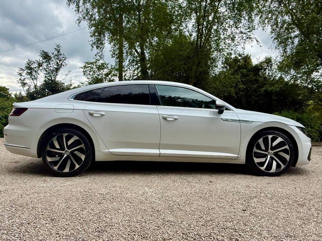 Image for 2019 Volkswagen Arteon 2.0 TDI R-LINE *Sunroof…Adaptive Cruise. Huge Specification…Full Service History * 