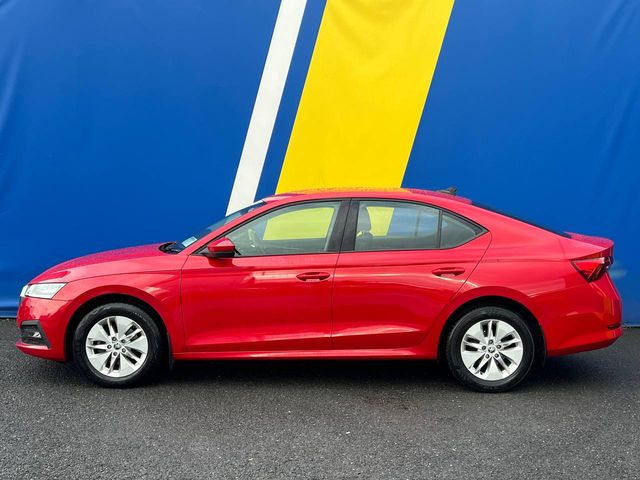 Image for 2020 Skoda Octavia TECHNOLOGY 2.0 TDI // PARKING SENSORS // APPLE CARPLAY/ANDROID AUTO // CRUISE CONTROL // DIGITAL CLUSTER