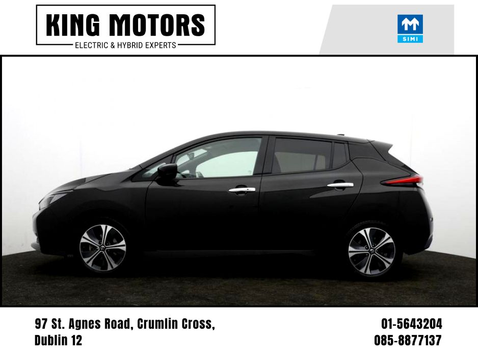 Image for 2021 Nissan Leaf N-CONNECTA / APPLE & ANDROID AUTO / NAV / RADAR CRUISE / HALF-LEATHER / PARK SENSORS / 12 MONTH WARRANTY / *FINANCE PACKAGES AVAILABLE*