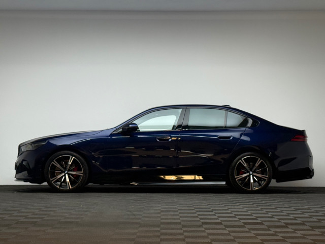 Image for 2026 BMW 5 Series 530E M SPORT PRO