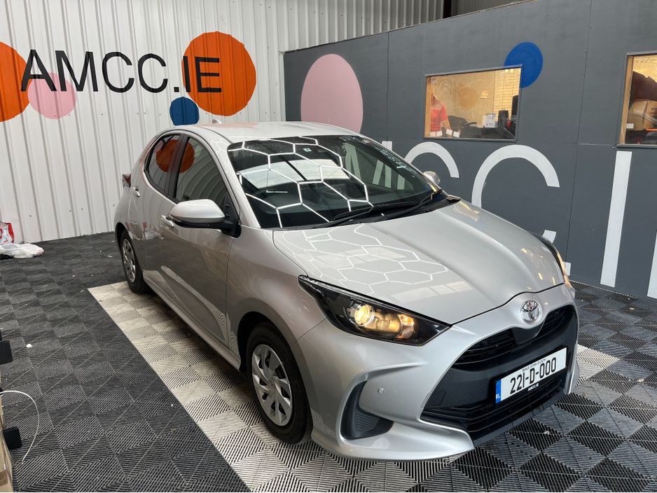 Image for 2022 Toyota Yaris 2022 TOYOTA YARIS X 1.0 AUTOMATIC / REVERSE CAMERA AND MORE