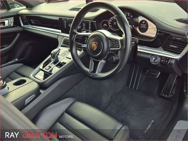 Image for 2018 Porsche Panamera Panamera 4 E Hybrid