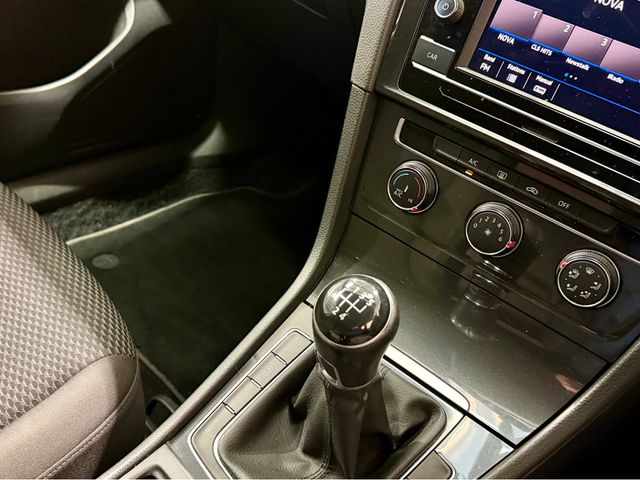 Image for 2019 Volkswagen Golf VAN 1.6 TDI NO VAT INVOICE AVAILABLE 