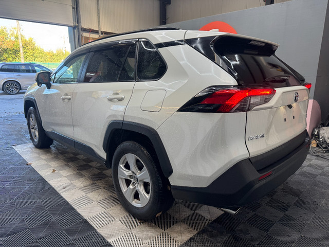 Image for 2021 Toyota Rav4 2021 TOYOTA RAV4 HYBRID X AUTOMATIC 2.5 / CRUISE CONTROL / REVERSE CAMERA / ELECTRIC MEMORY & HEATED SEATS / PADDLE SHIFTERS / AMBIENT LIGHTS
