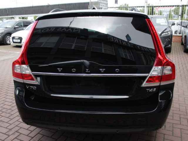 Image for 2016 Volvo V70 2.0T5 CLASSIC 5DR ESTATE AUTO // HARMAN KARDON SOUND SYSTEM // STUNNING CAR // BVUY WITH CONFIDENCE AA AND SIMI APPROVED DEALER 2026 // FIANCE ARRANGED // ALL TRADE INS WELCOME //